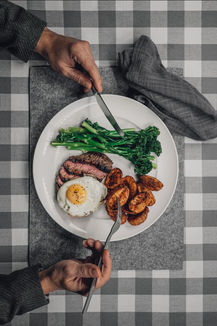 Steak-lunch-P.jpg